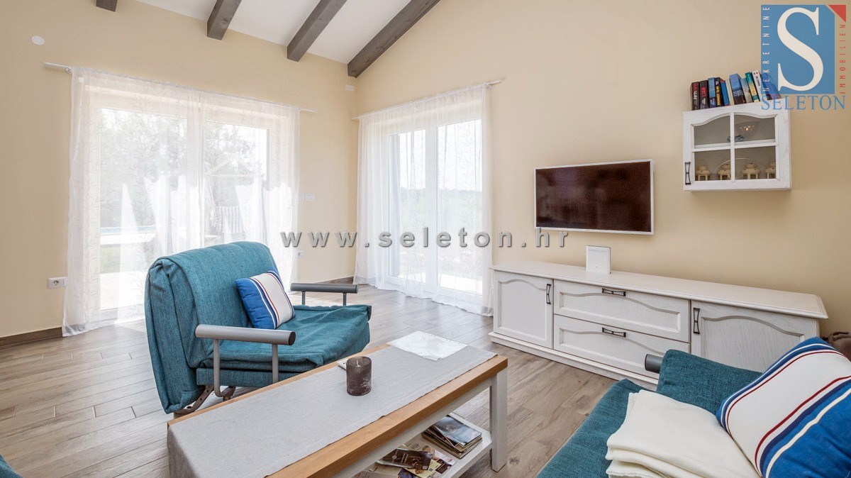 Poreč-Parenzo - dintorni, casa indipendente di 130 m2 con piscina
