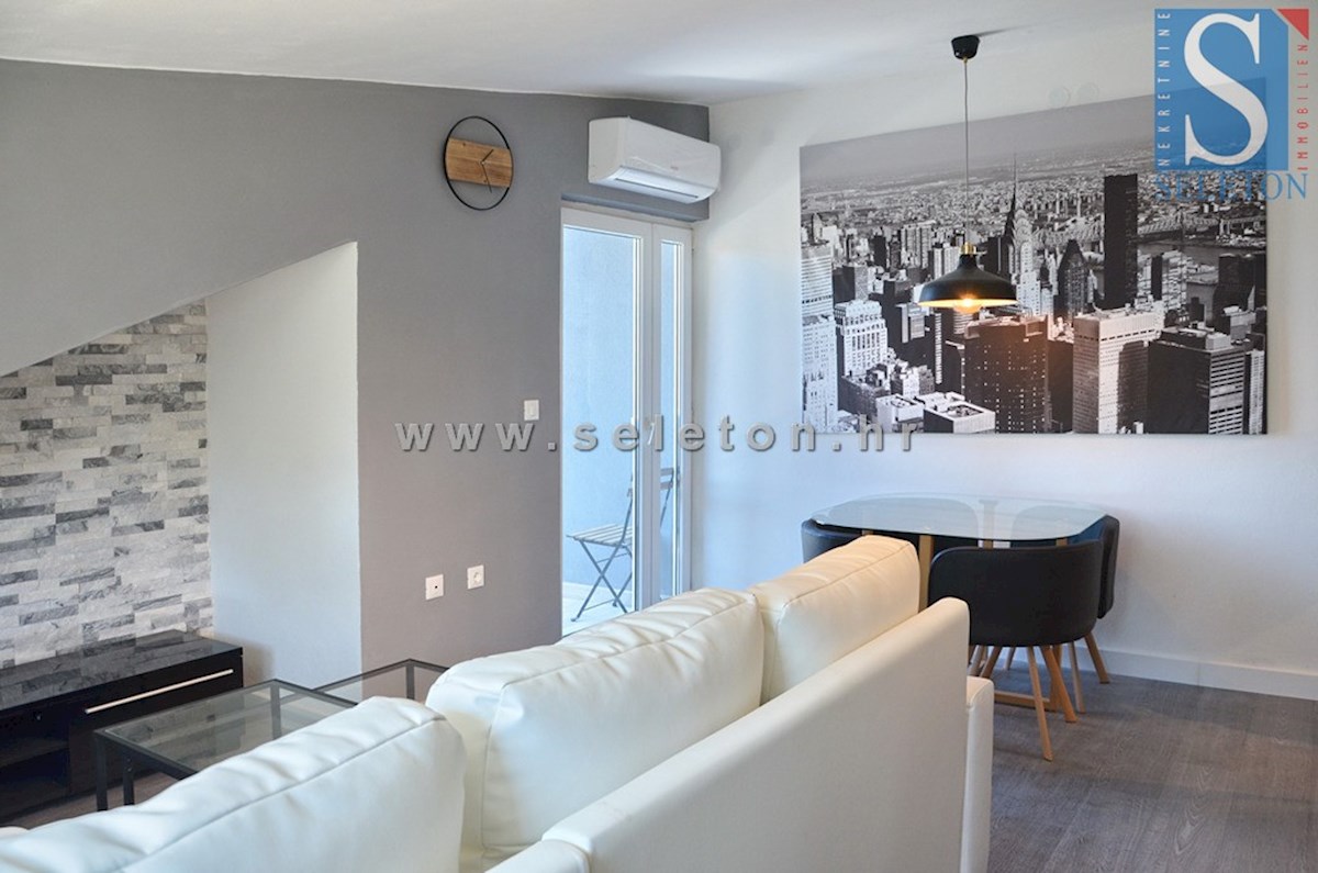 Funtana, appartamento arredato di 41 m2 con vista mare