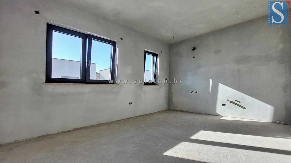 Poreč-Parenzo, nuovo appartamento di 73 m2, 1° piano - in costruzione