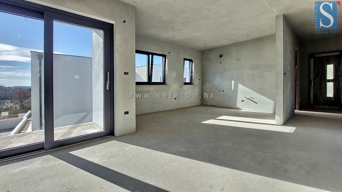 Poreč-Parenzo, nuovo appartamento di 73 m2, 1° piano - in costruzione