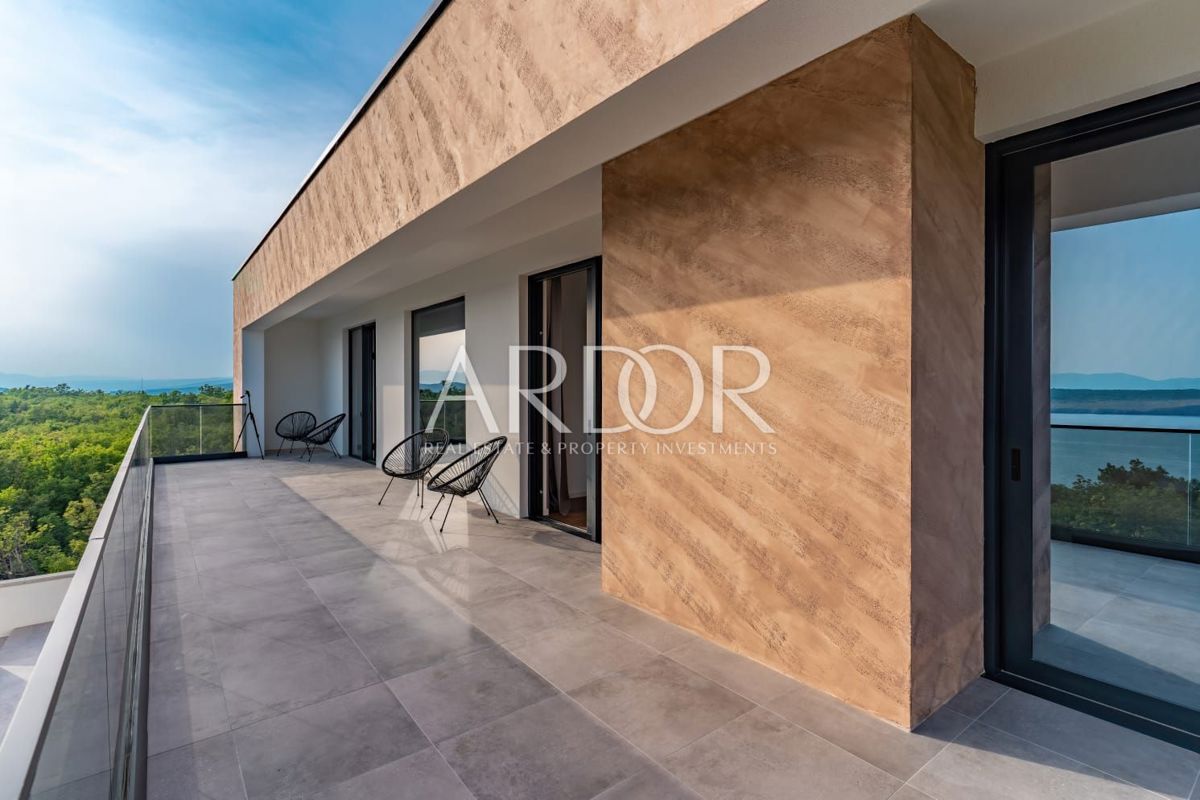 Casa Jadranovo, Crikvenica, 379,42m2