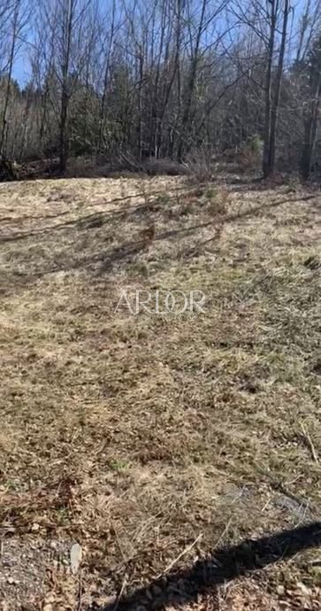Terreno Delnice, 900m2