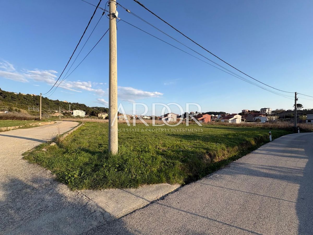 Terreno Palit, Rab, 976m2