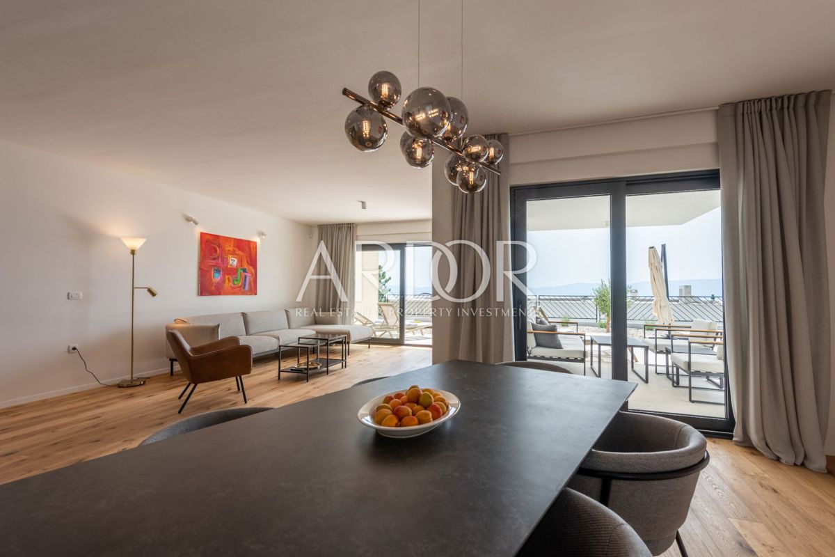 Appartamento Kostrena, 213m2