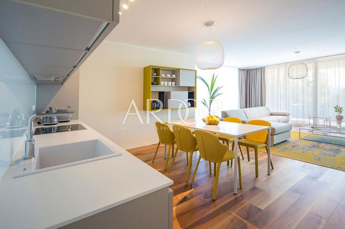 Appartamento Opatija - Centar, Opatija, 119m2