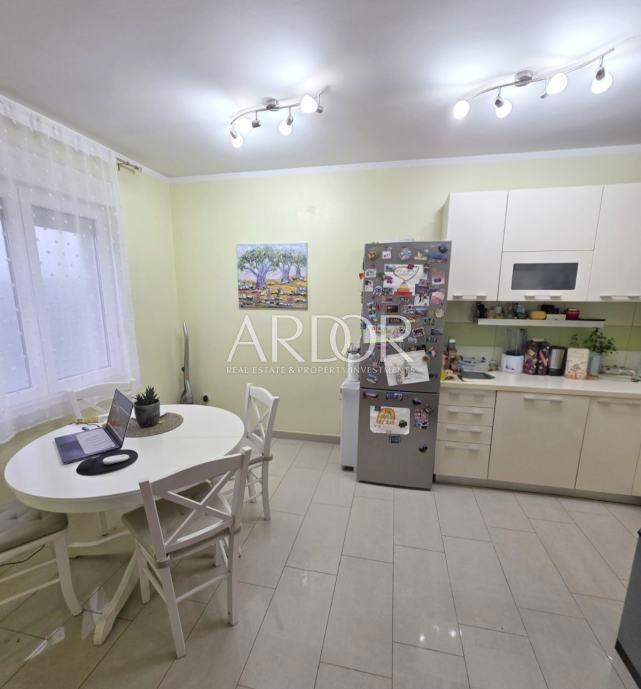 Appartamento Viškovo, 85m2