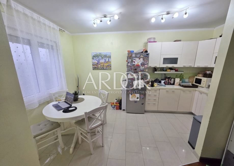 Appartamento Viškovo, 85m2