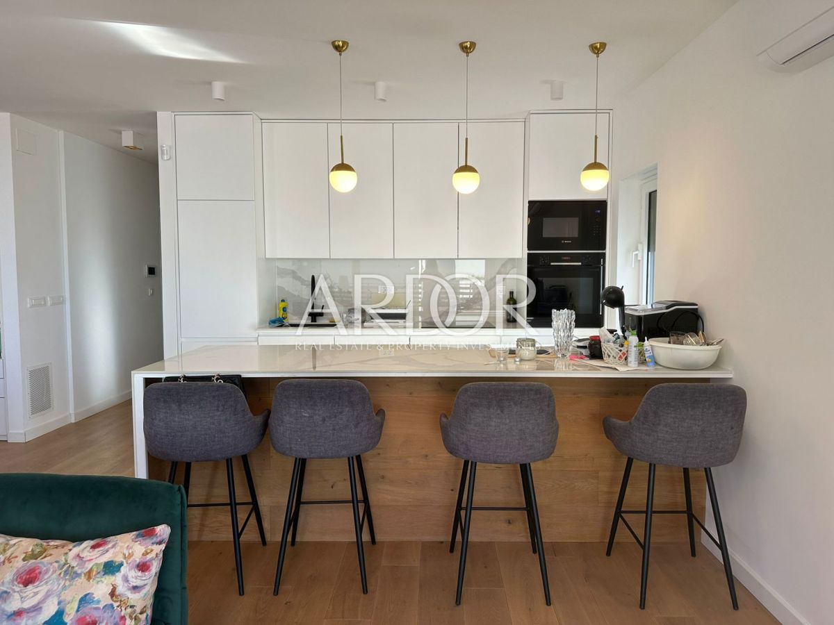 Appartamento Kostrena, 110,08m2