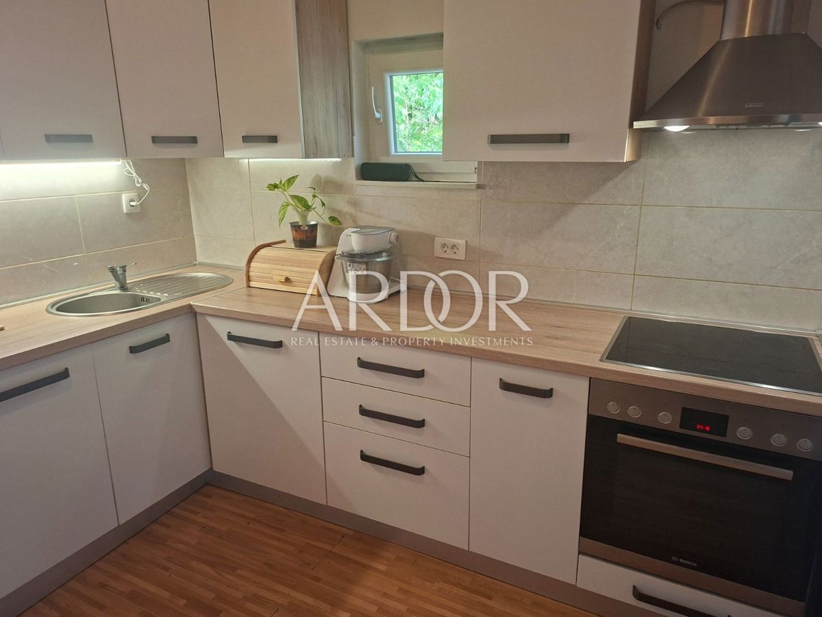 Appartamento Sroki, Viškovo, 65m2
