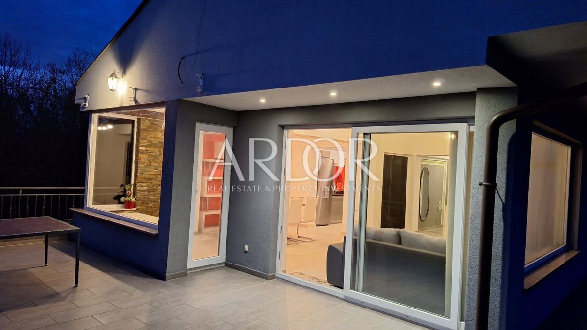 Appartamento Brešca, Matulji, 137m2