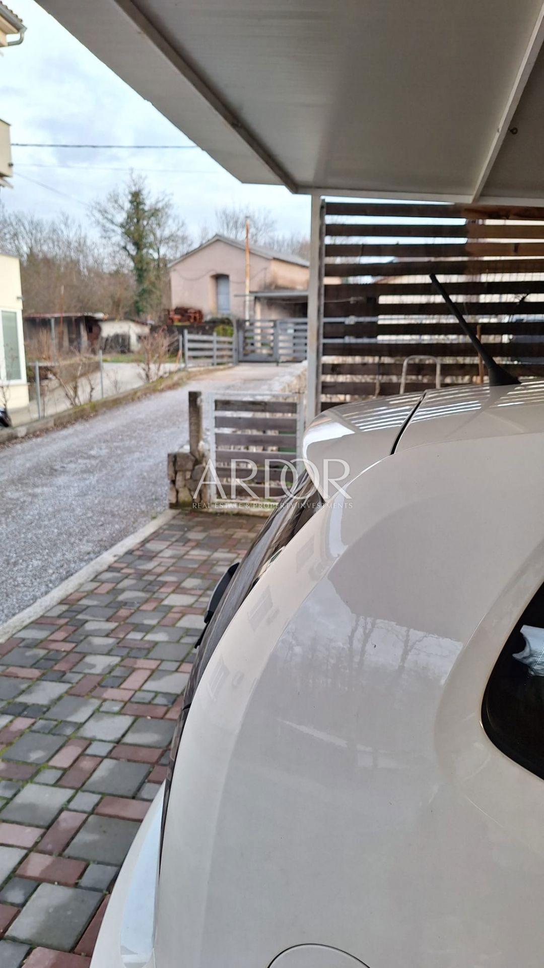 Appartamento Brešca, Matulji, 137m2