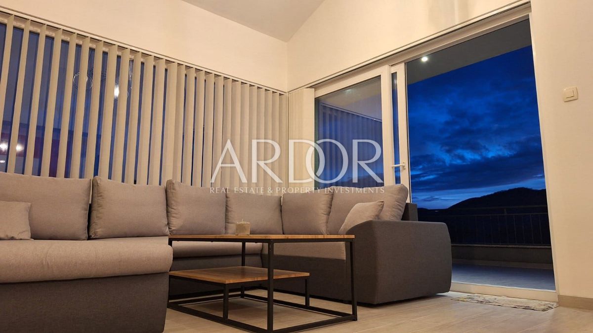 Appartamento Brešca, Matulji, 137m2