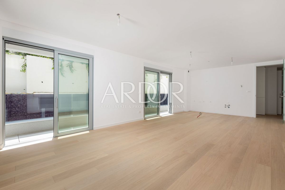 Appartamento Opatija - Centar, Opatija, 545m2