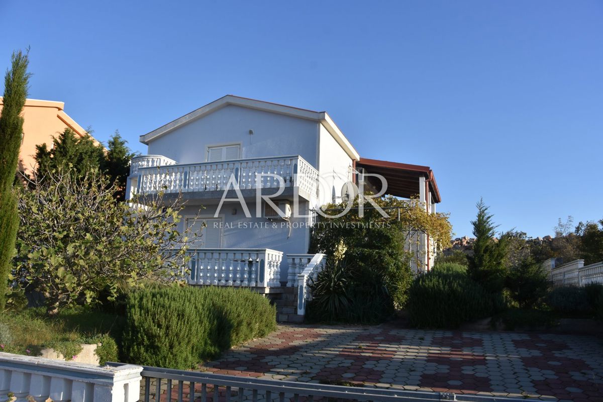 Casa Karlobag, 202m2