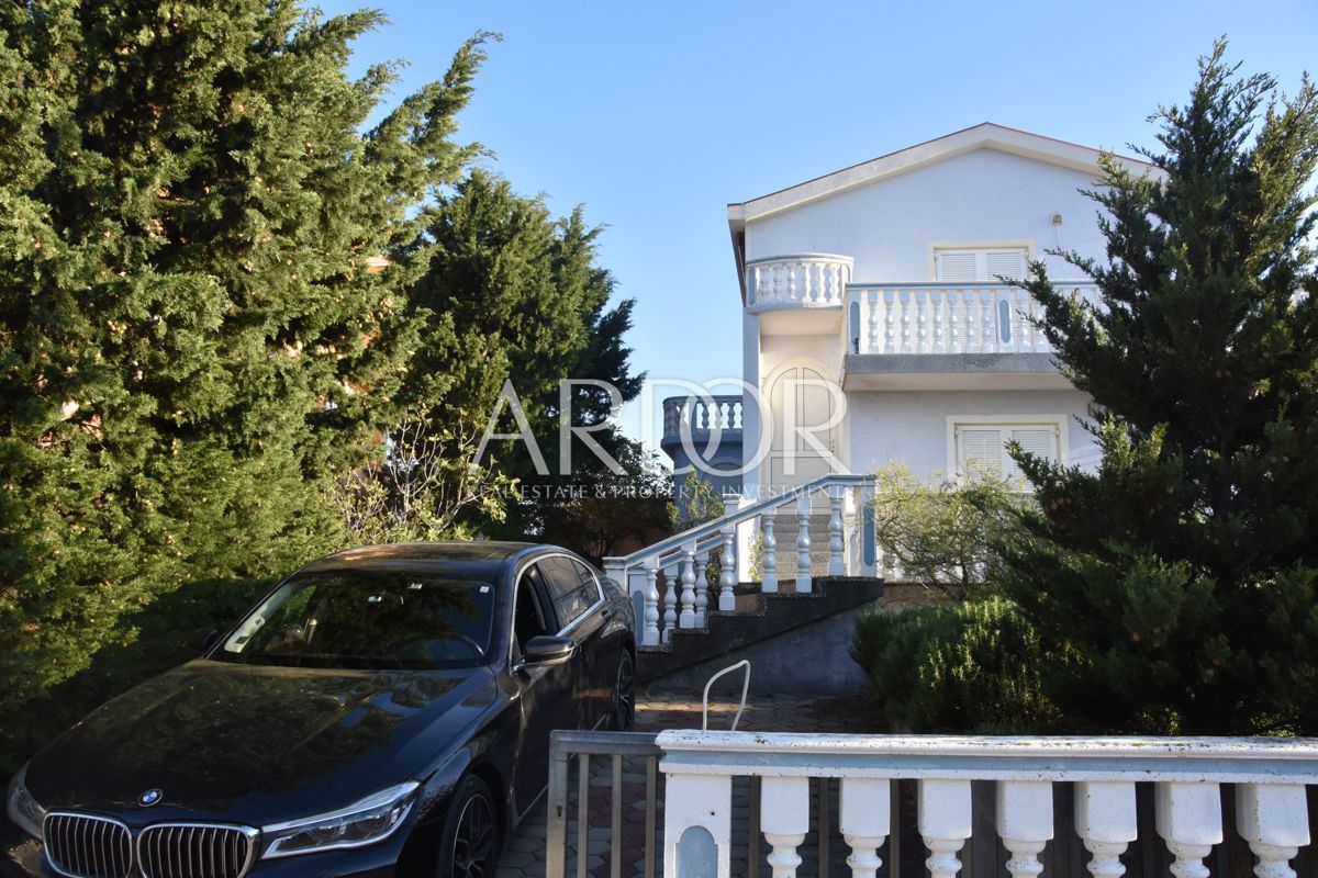 Casa Karlobag, 202m2