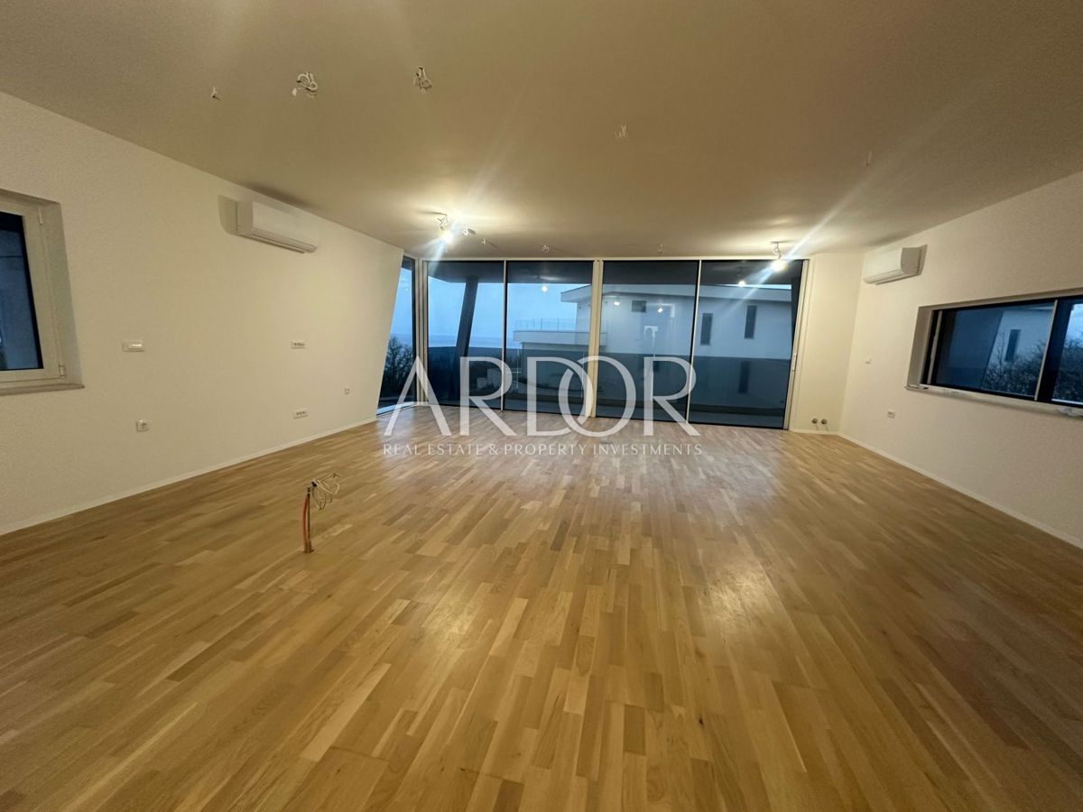 Appartamento Kostrena, 150m2