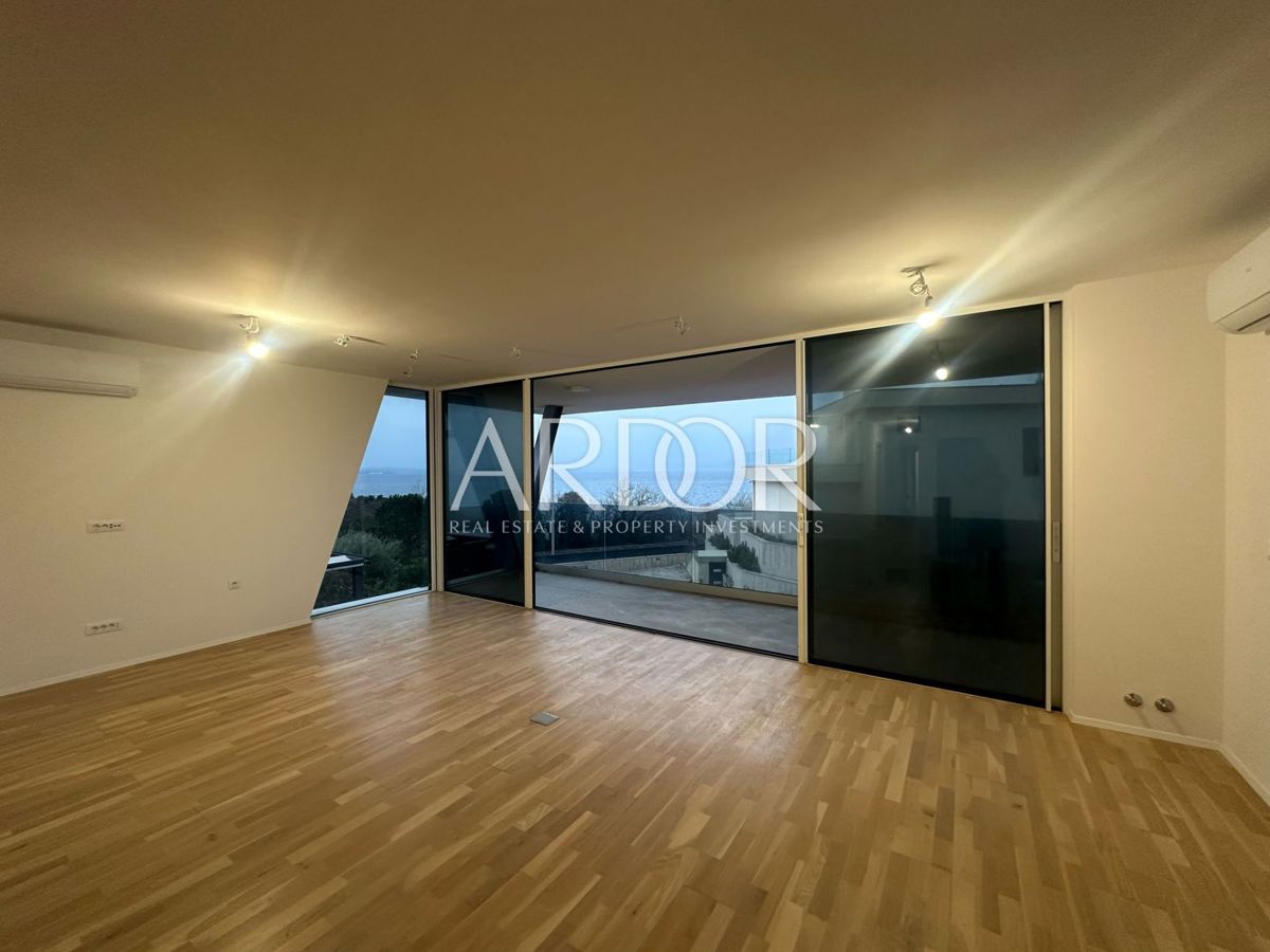 Appartamento Kostrena, 150m2