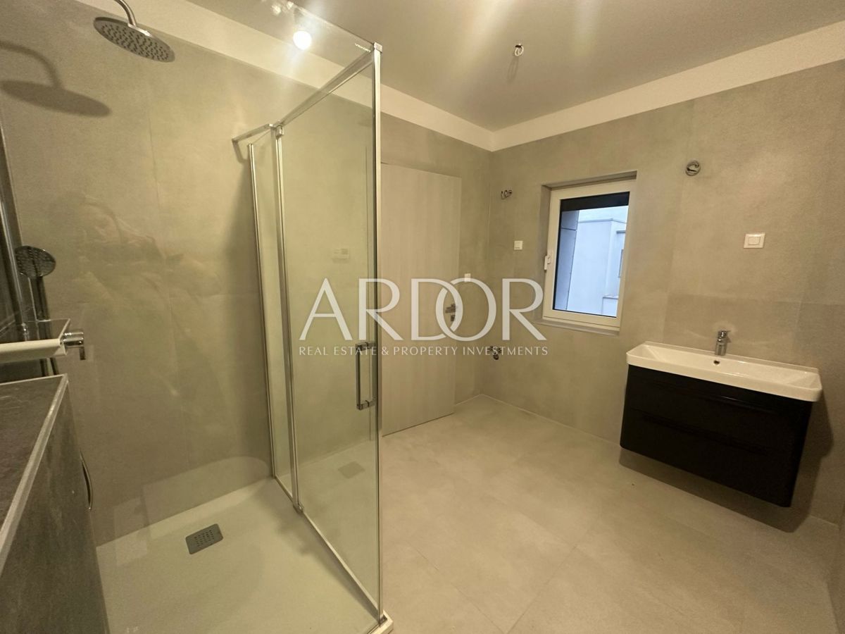 Appartamento Kostrena, 150m2