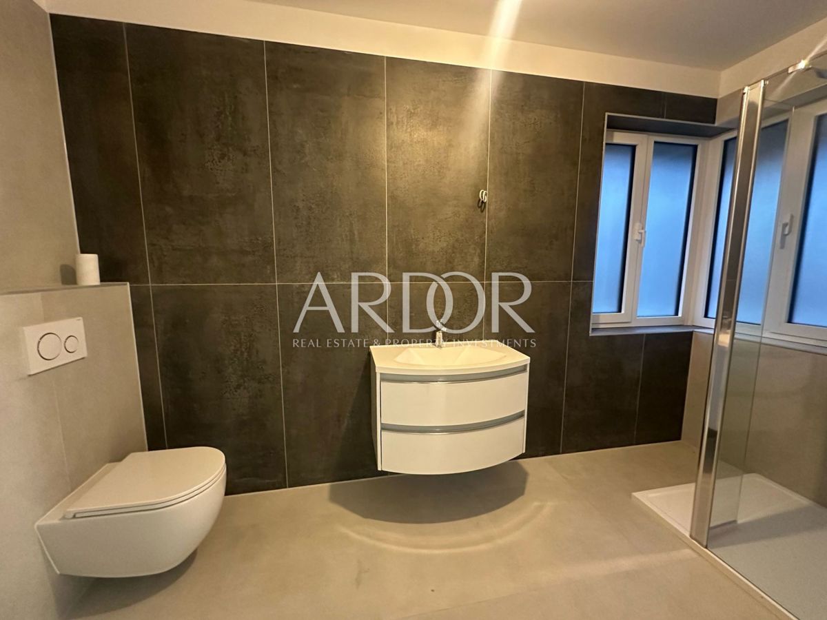 Appartamento Kostrena, 150m2