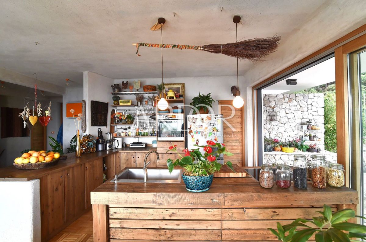 Casa Kostrena, 250m2