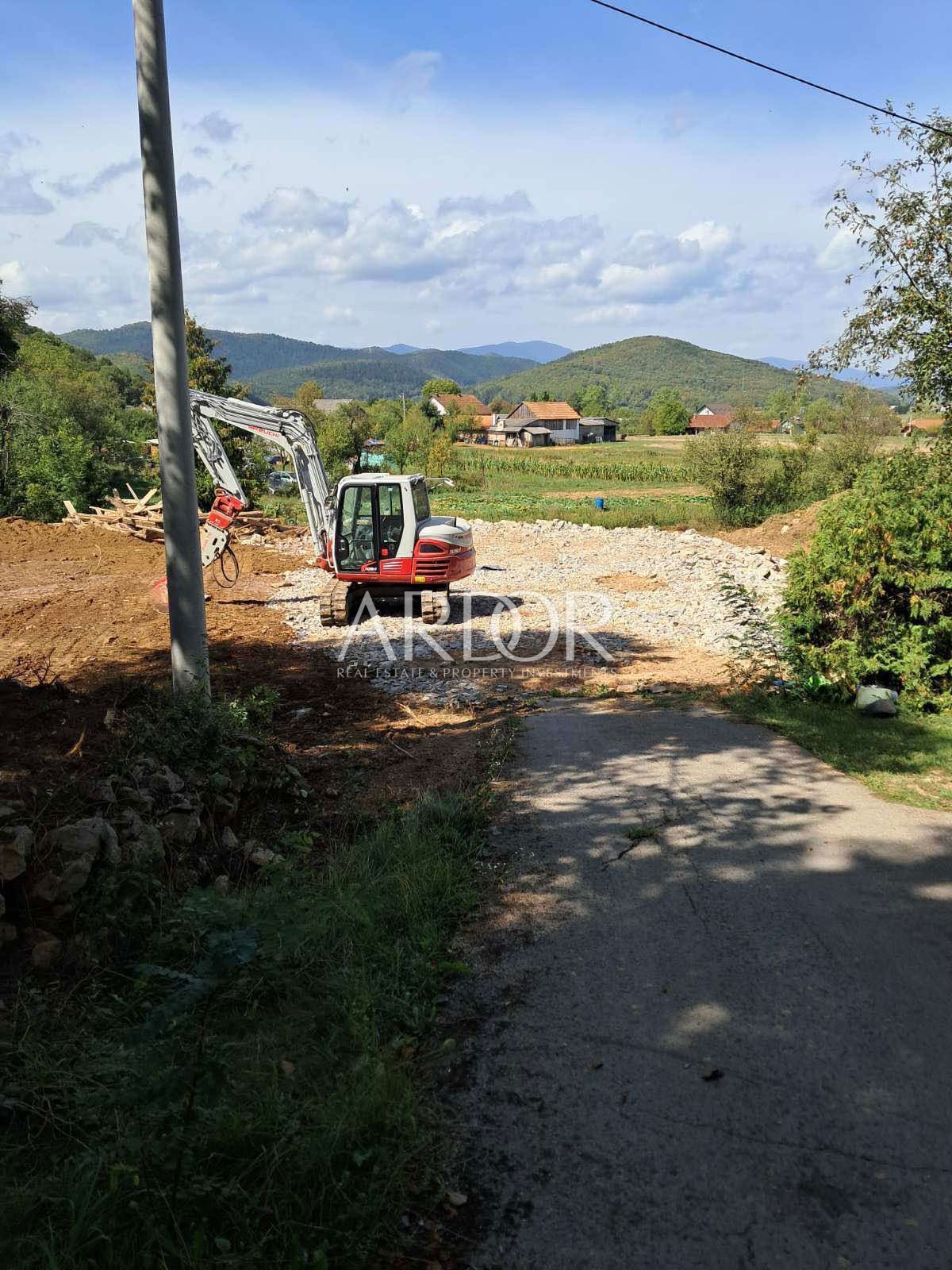 Terreno Otočac, 6.000m2