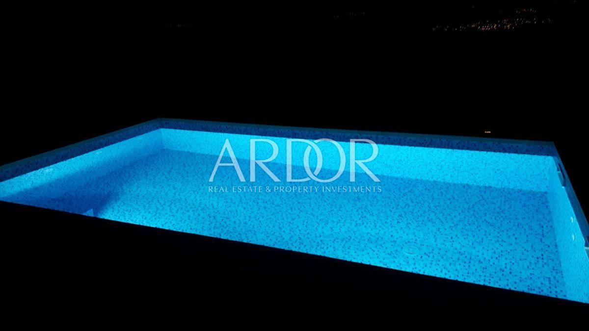 Casa Crikvenica, 352m2