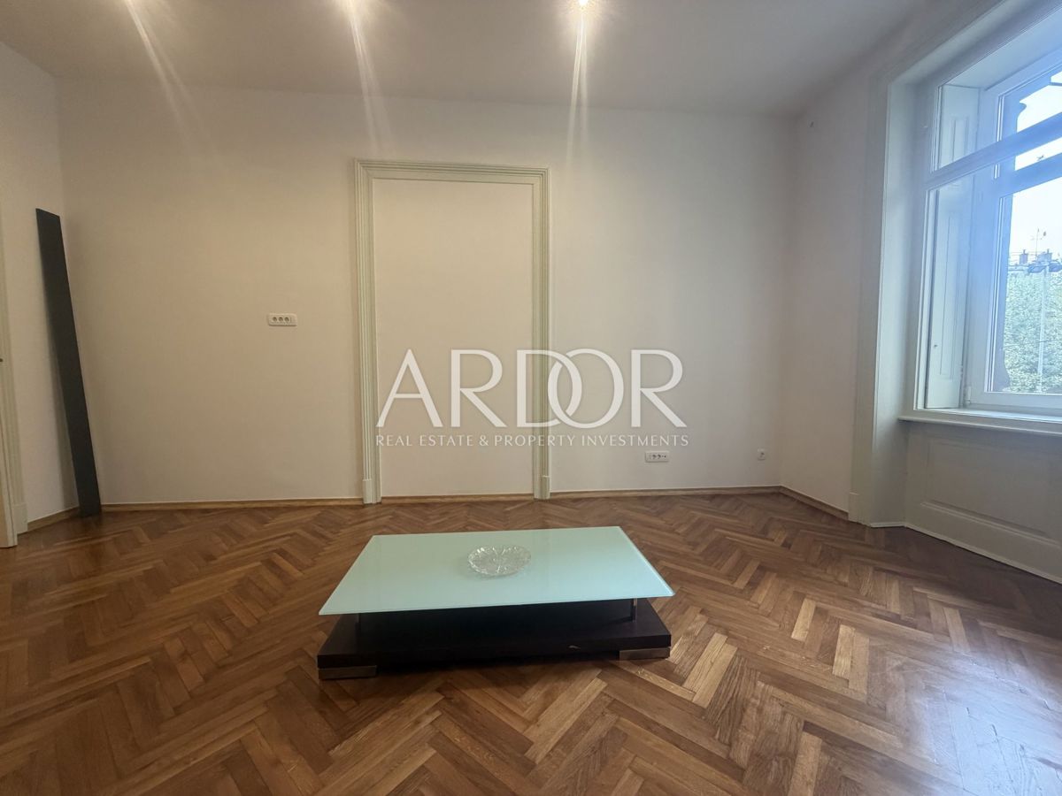 Appartamento Centar, Rijeka, 82m2