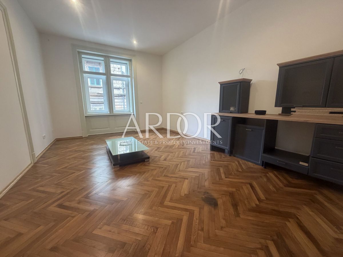 Appartamento Centar, Rijeka, 82m2