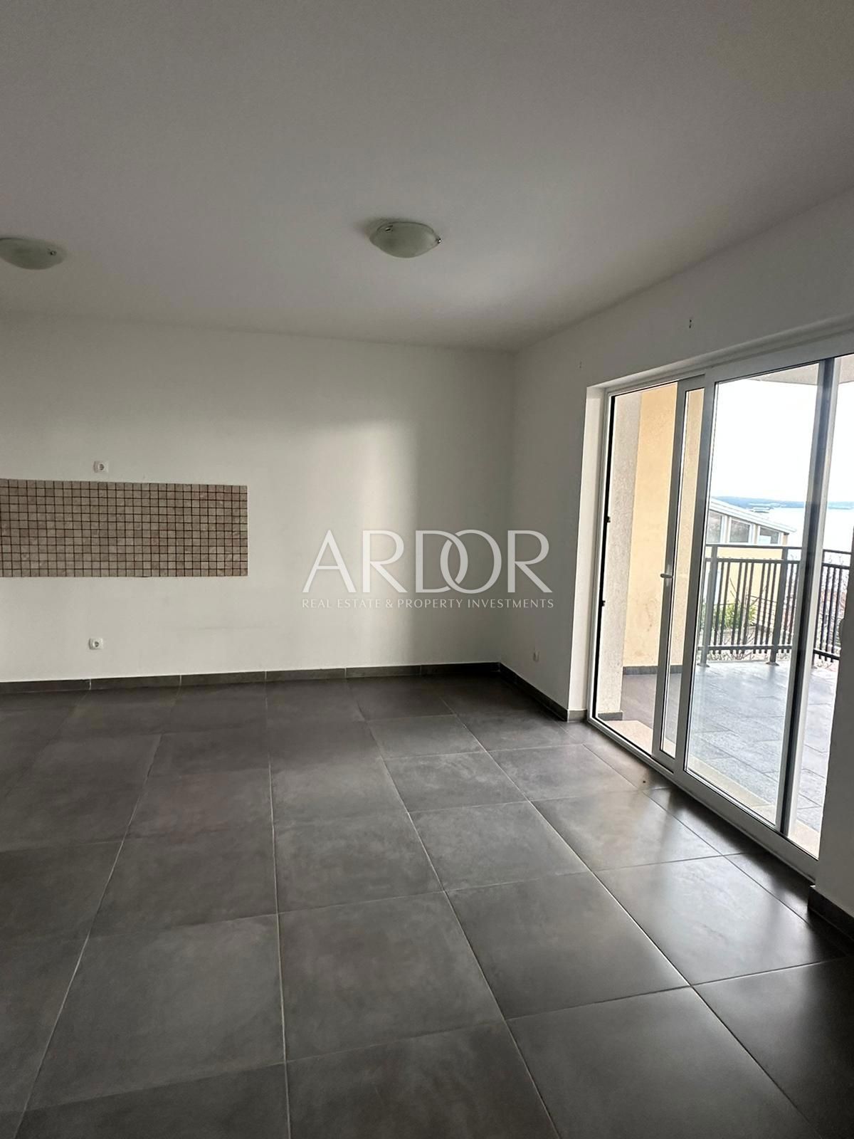 Appartamento Kostrena, 175,80m2