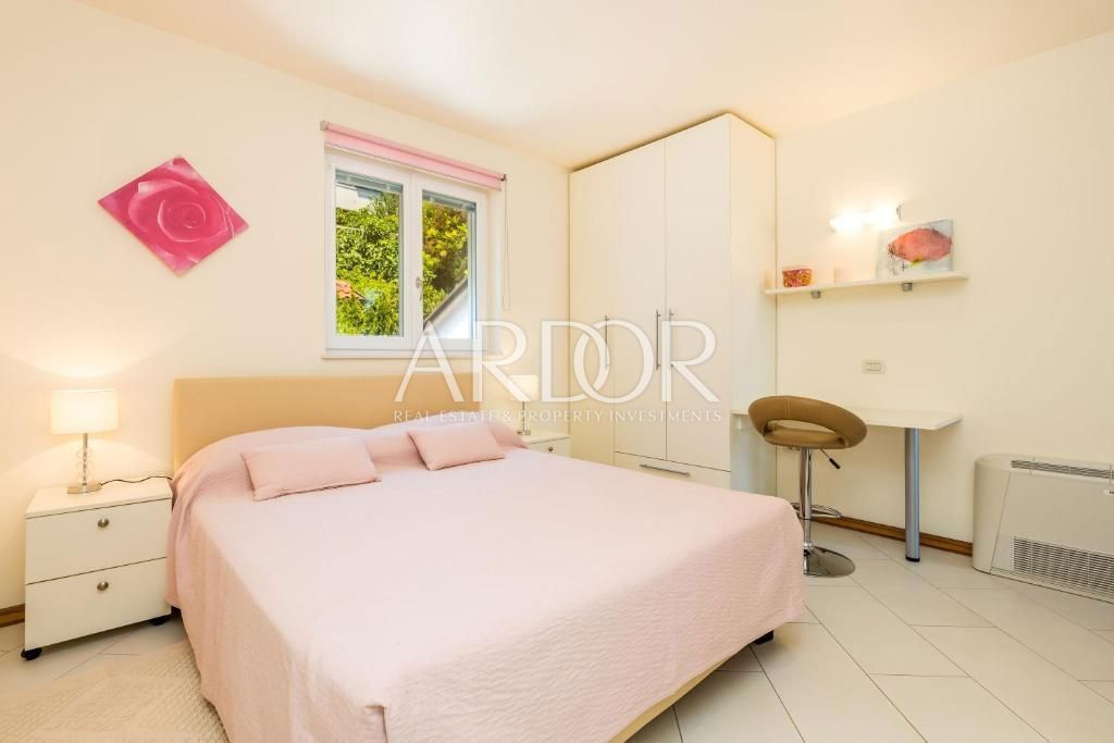 Appartamento Opatija - Centar, Opatija, 202m2