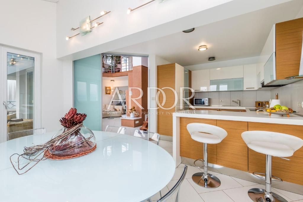 Appartamento Opatija - Centar, Opatija, 202m2