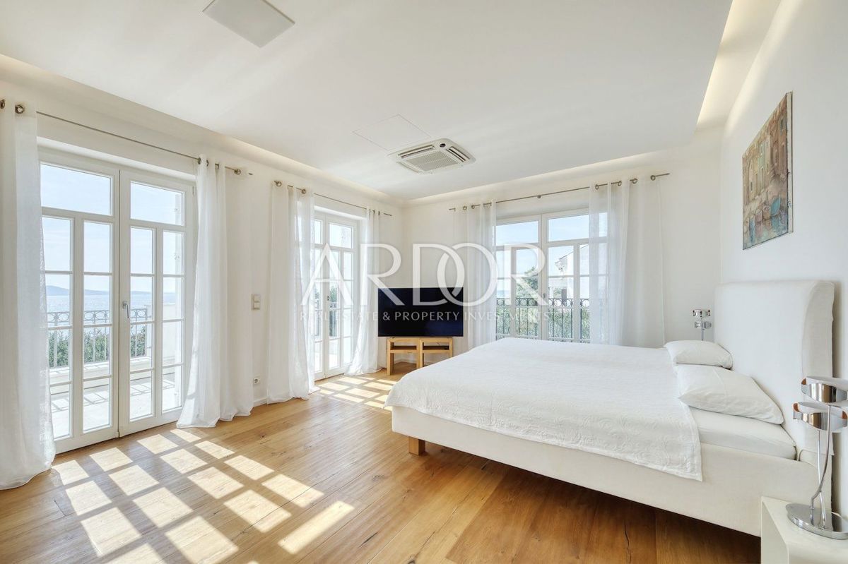 Villa Zadar, 210m2