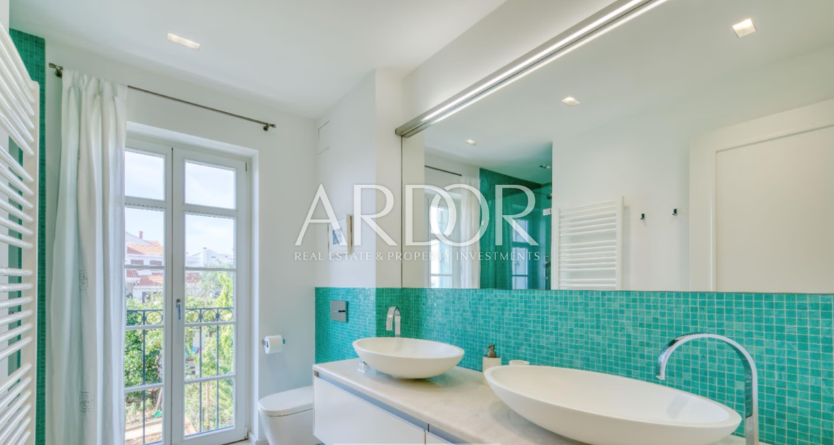 Villa Zadar, 210m2