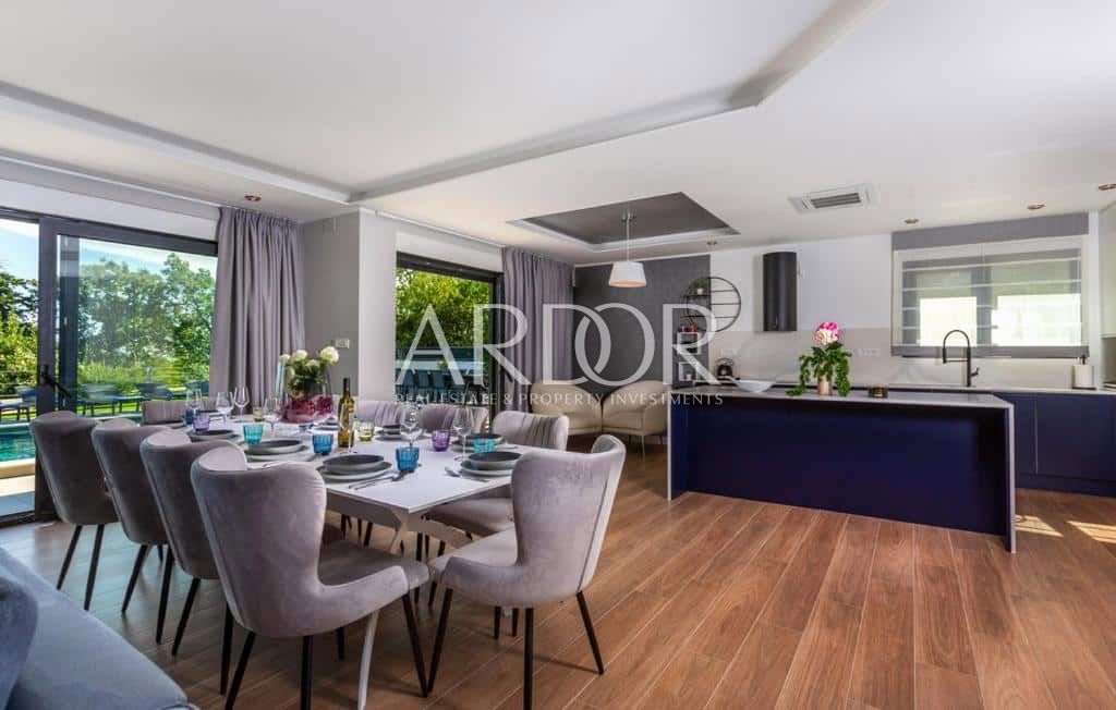 Villa Opatija - Centar, Opatija, 376m2