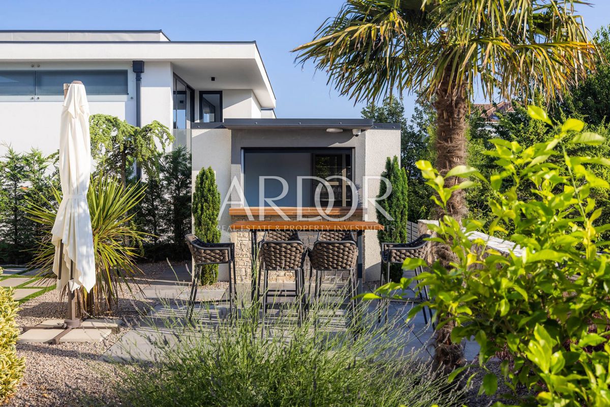 Casa Krk, 345m2
