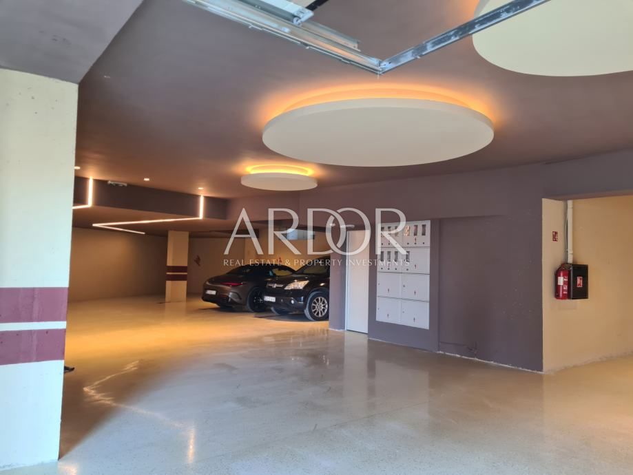 Appartamento Opatija - Centar, Opatija, 431m2