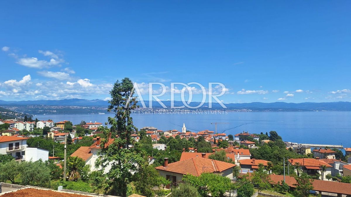 Appartamento Lovran, 196m2