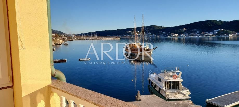 Appartamento Supetarska Draga, Rab, 180m2