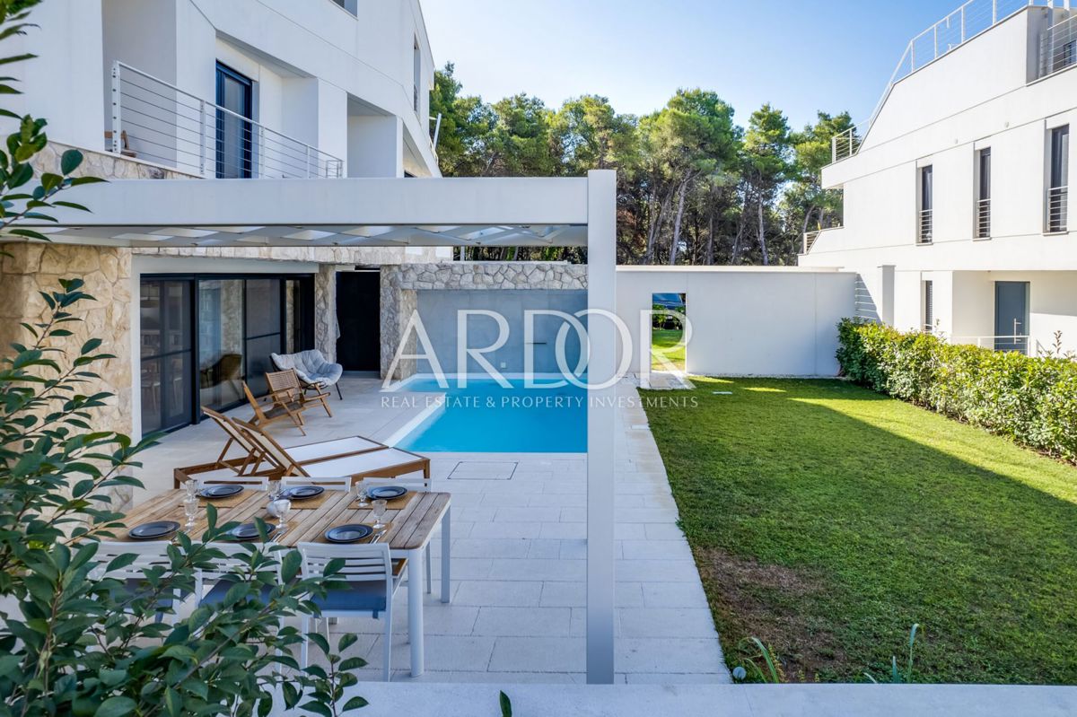 Appartamento Kožino, Zadar - Okolica, 299m2