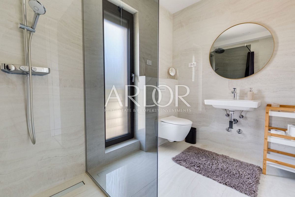 Appartamento Kožino, Zadar - Okolica, 299m2