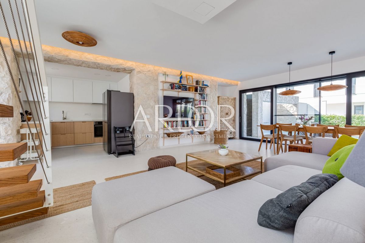 Appartamento Kožino, Zadar - Okolica, 299m2