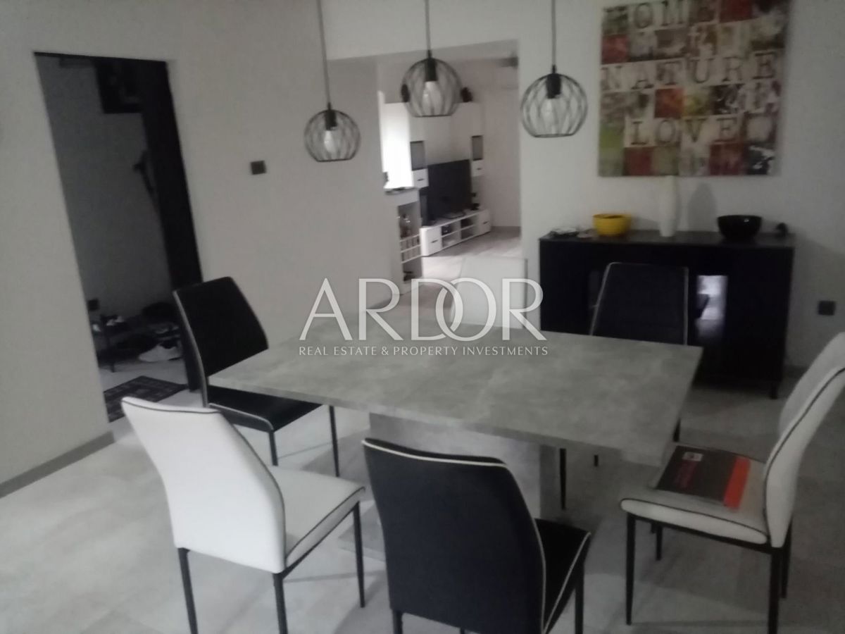 Appartamento Orehovica, Rijeka, 75m2