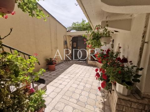 Casa Grižane-Belgrad, Vinodolska Općina, 220m2