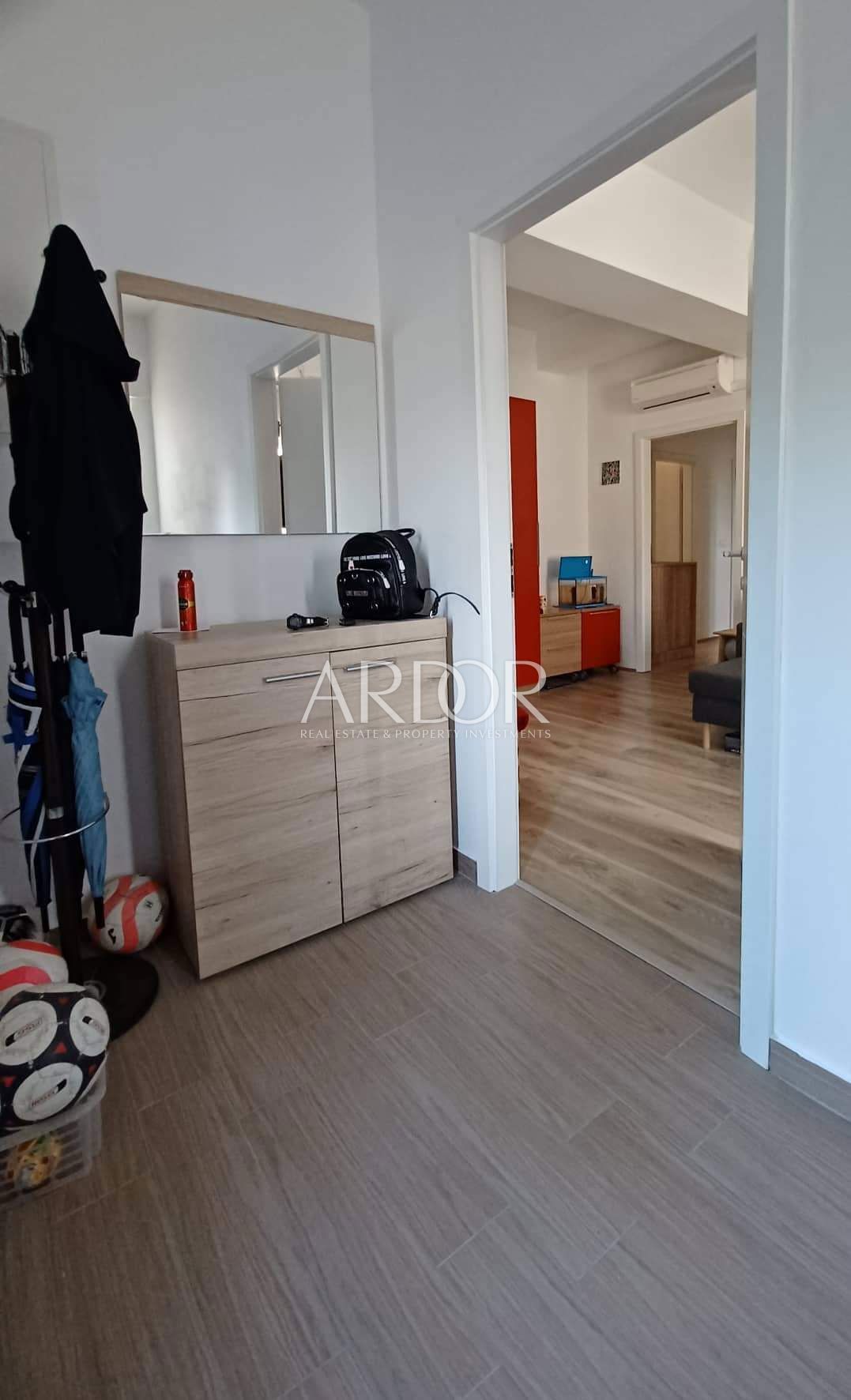 Appartamento Zamet, Rijeka, 126m2