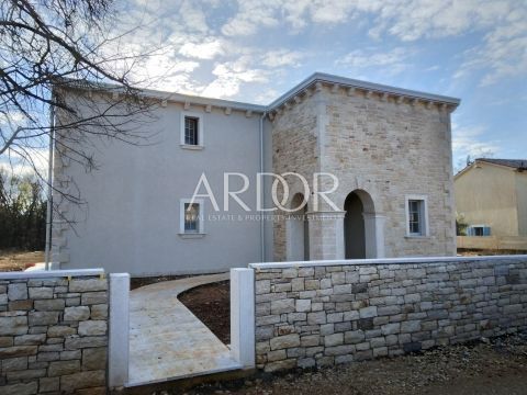 Casa Žminj, 167m2