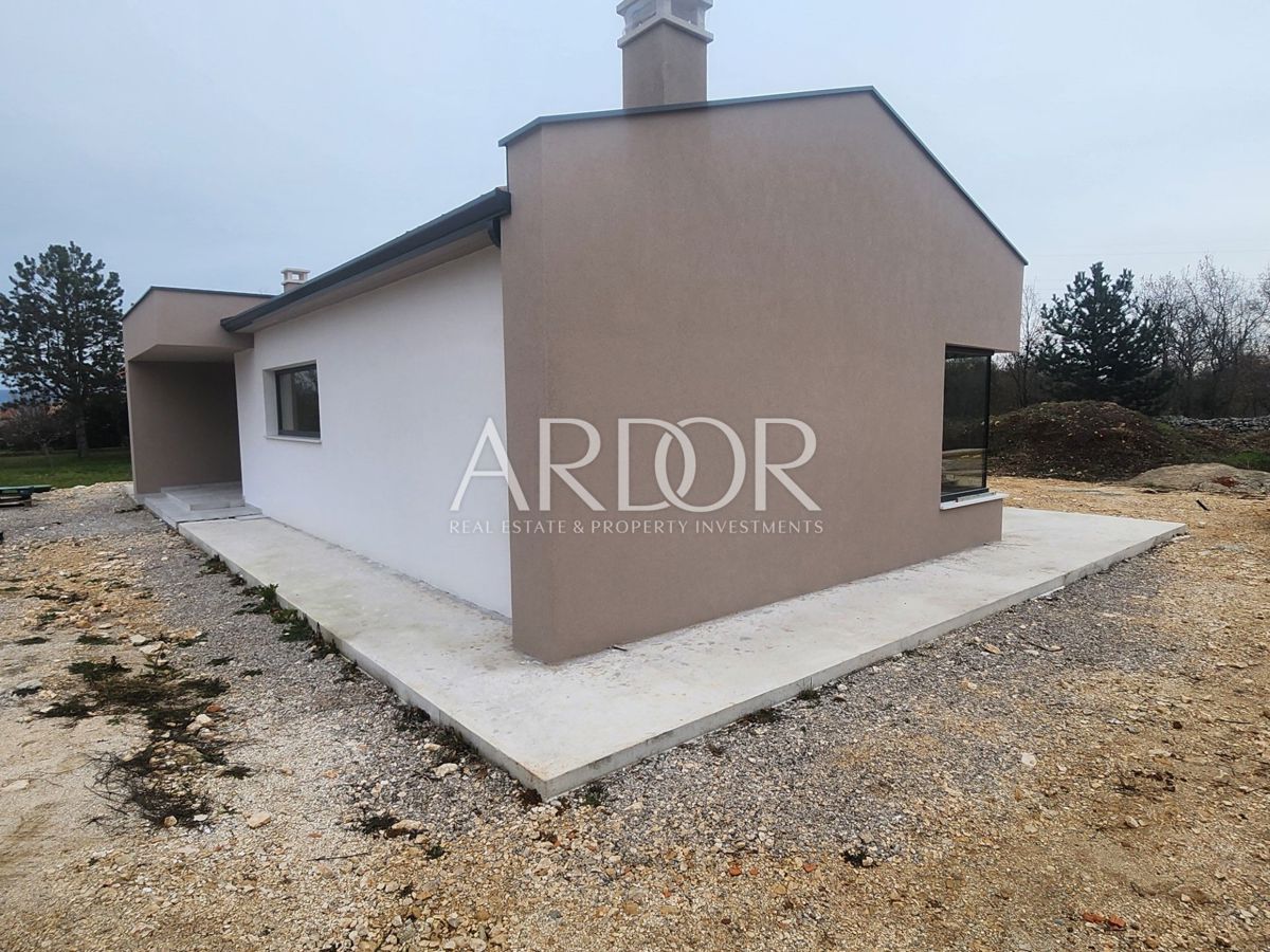 Casa Sveti Bartul, Raša, 137m2