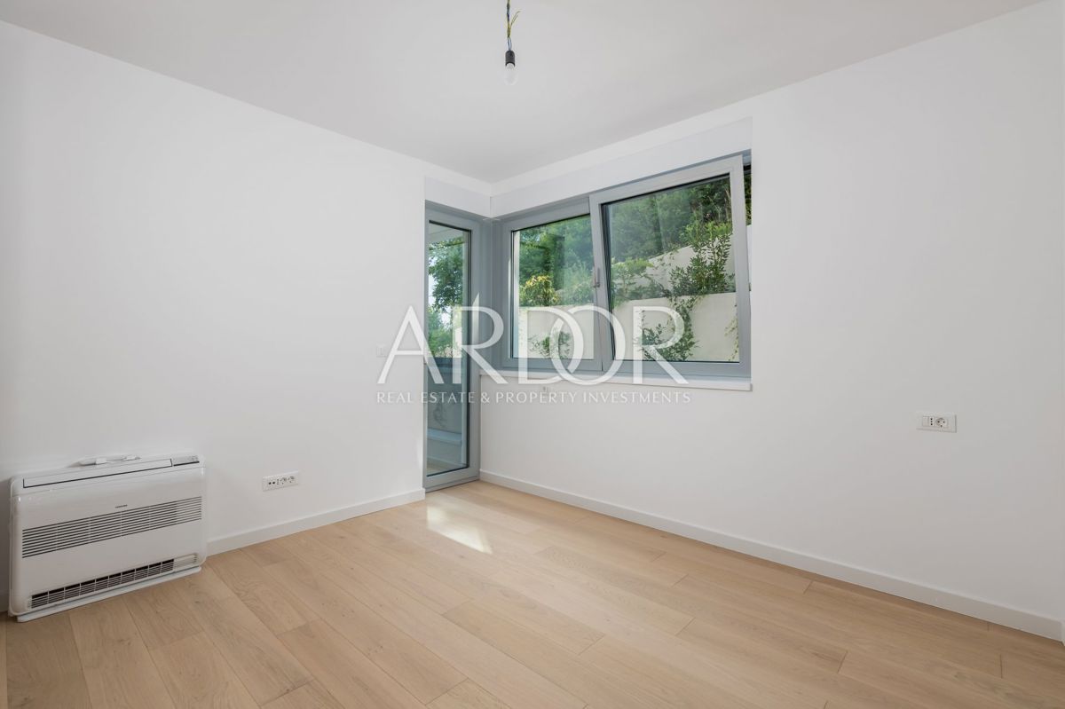 Appartamento Opatija - Centar, Opatija, 545m2