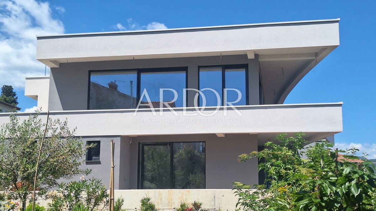 Appartamento Lovran, 207m2