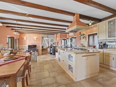 Casa Brtonigla, 202m2