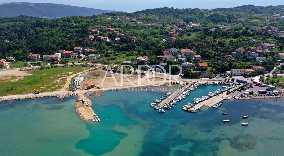 Terreno Lopar, Rab, 716m2